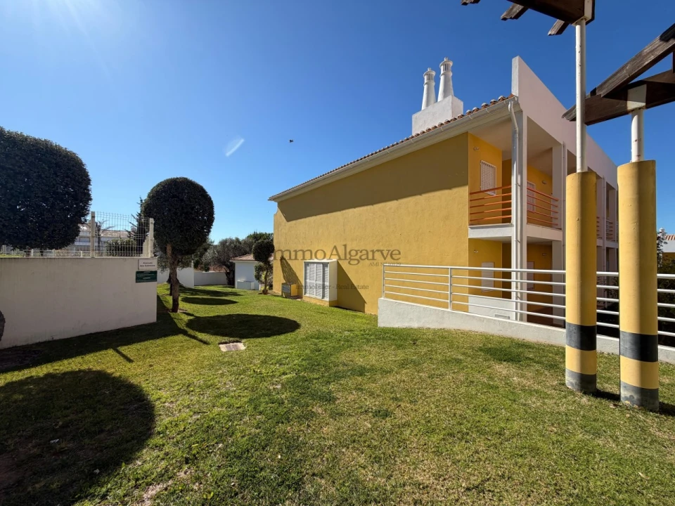 Apartamento T2 para Venda em Guia Foto 24