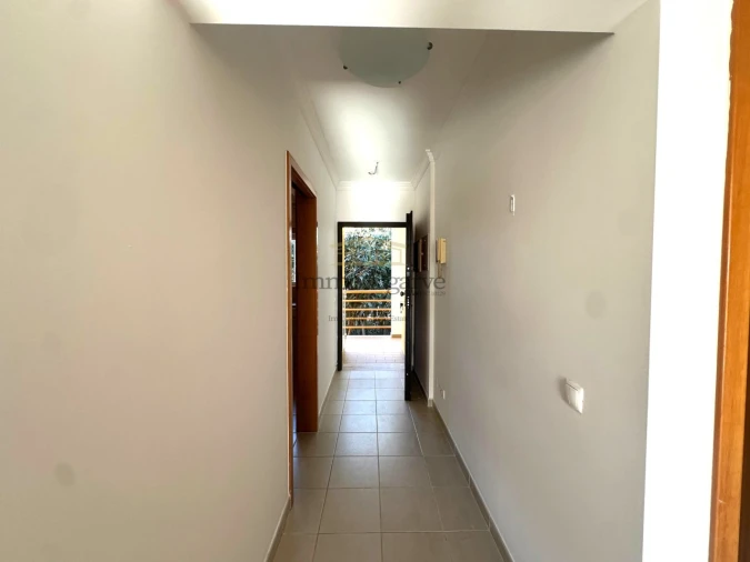 Apartamento T2 para Venda em Guia Foto 8