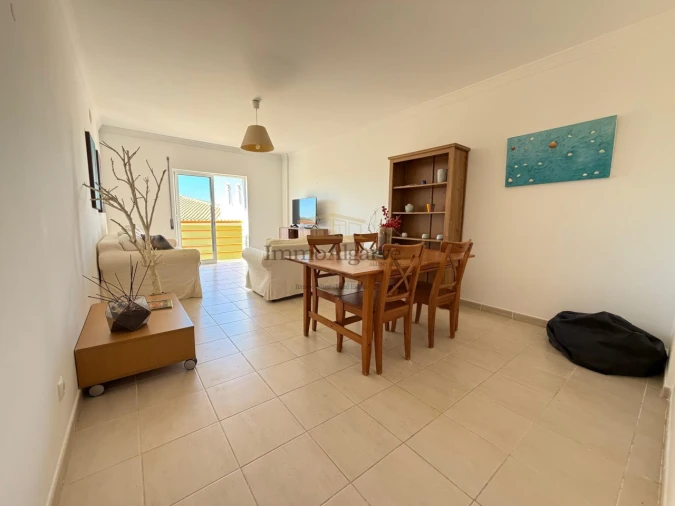 Apartamento T2 para Venda em Guia Foto 4