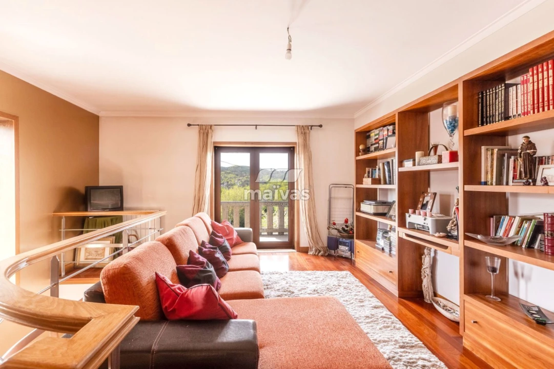 Moradia T4 para Venda em Aboim da Nóbrega e Gondomar Foto 12