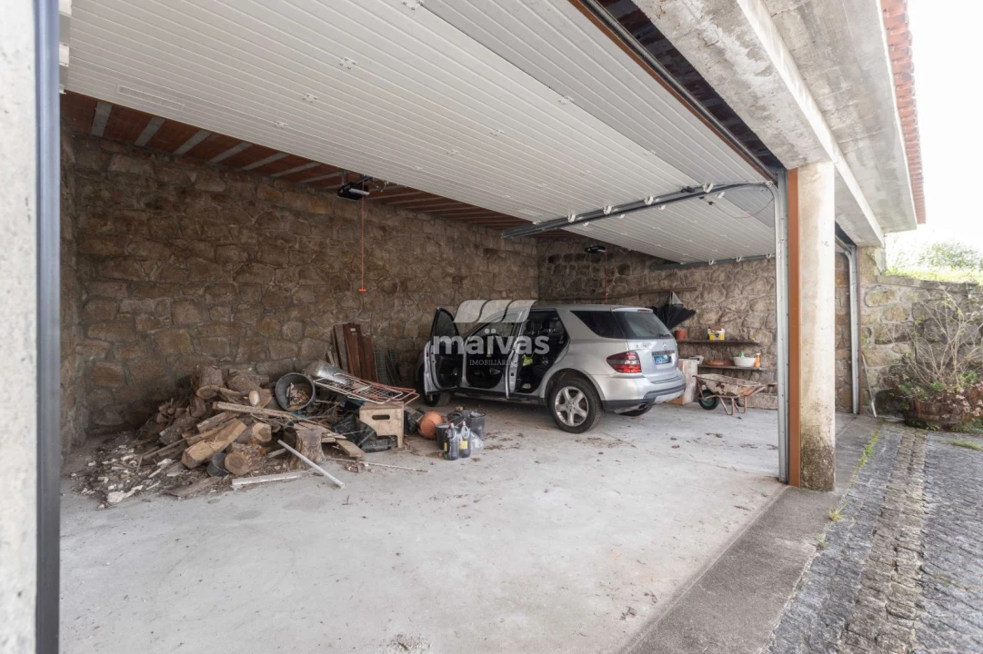 Moradia T4 para Venda em Aboim da Nóbrega e Gondomar Foto 26