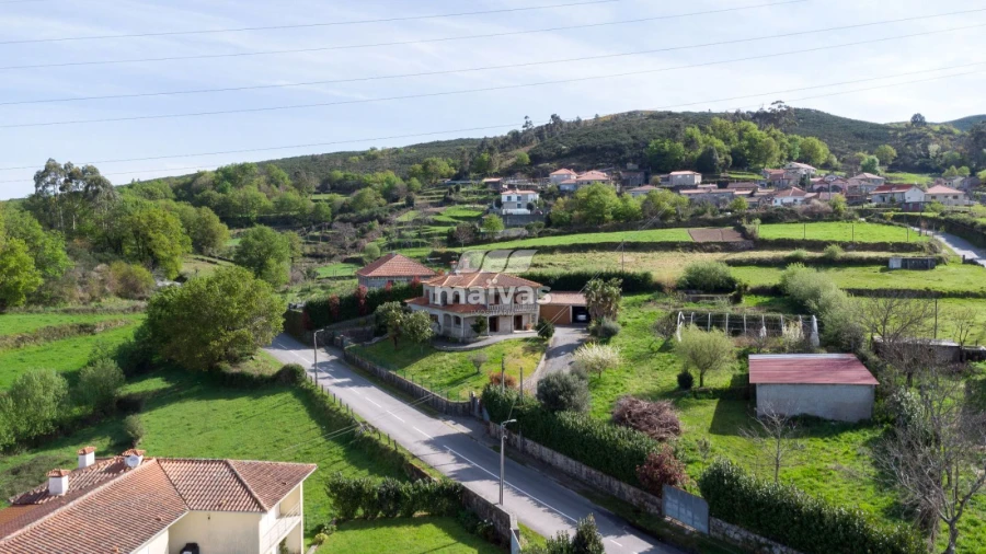 Moradia T4 para Venda em Aboim da Nóbrega e Gondomar Foto 28