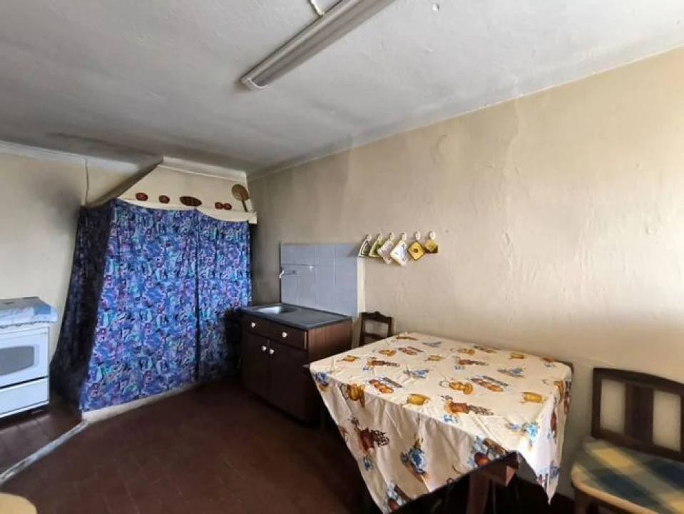 Moradia T2 para Venda em Gesteira e Brunhós Foto 3