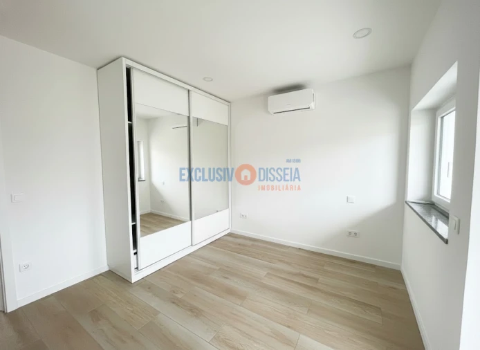 Moradia T3 para Venda em Aguada de Cima Foto 15