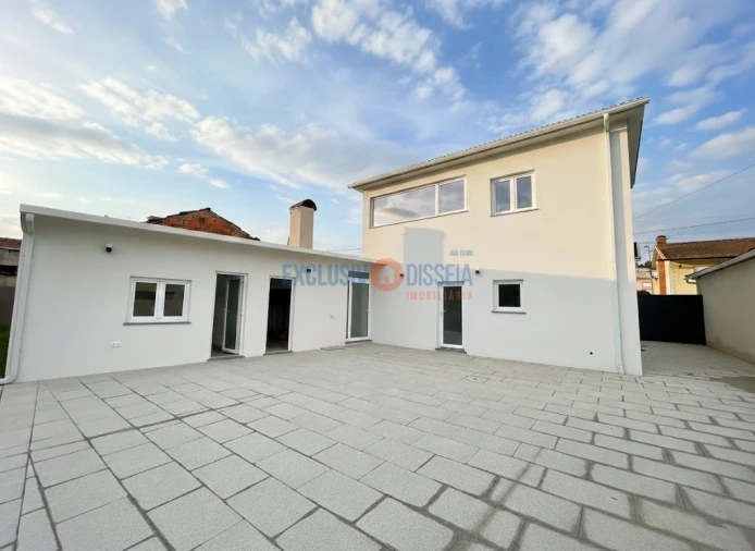 Moradia T3 para Venda em Aguada de Cima