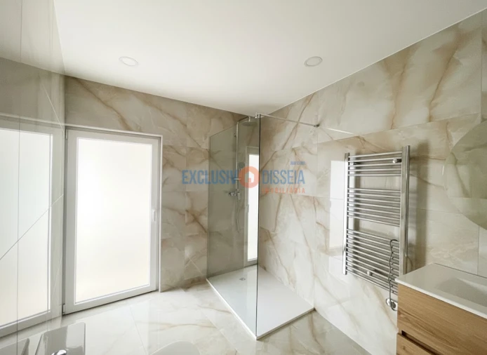 Moradia T3 para Venda em Aguada de Cima Foto 5