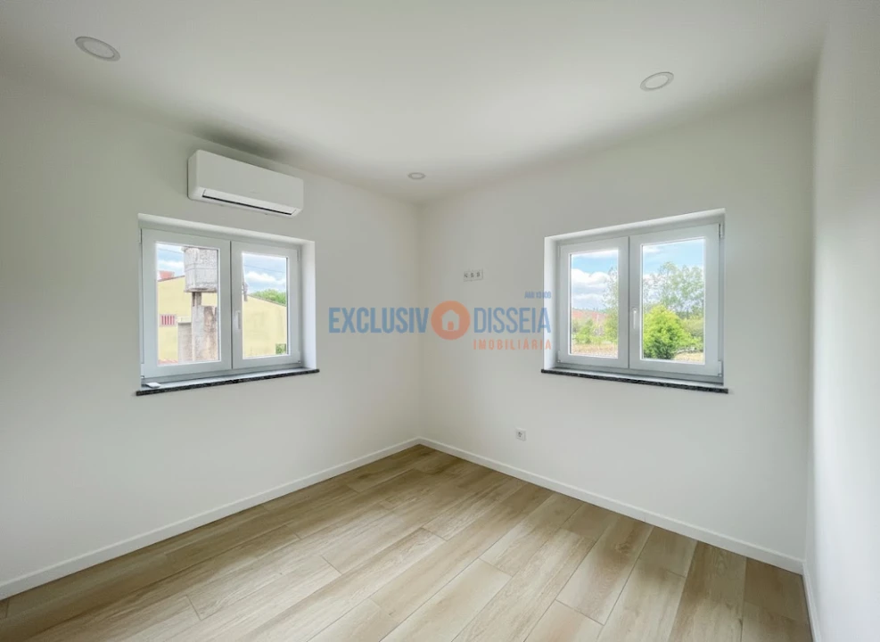 Moradia T3 para Venda em Aguada de Cima Foto 10