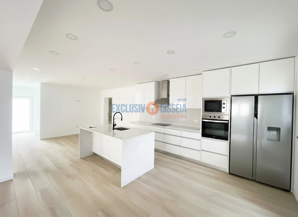 Moradia T3 para Venda em Aguada de Cima Foto 2