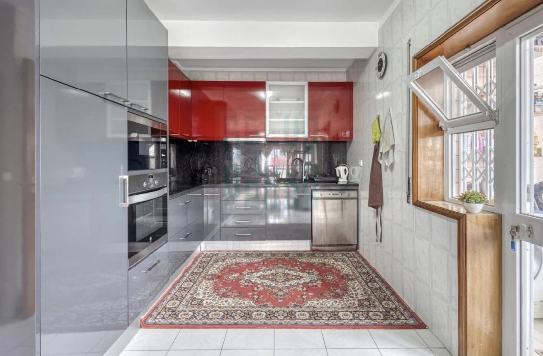 Apartamento T2 para Venda em Rio Tinto Foto 4