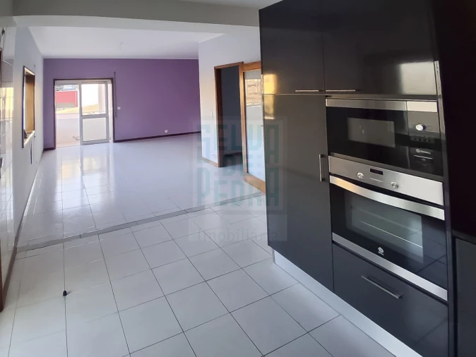 Apartamento T2 para Venda em Rio Tinto Foto 4