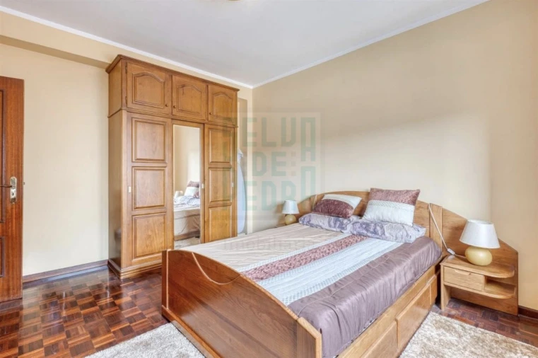 Apartamento T2 para Venda em Rio Tinto Foto 11