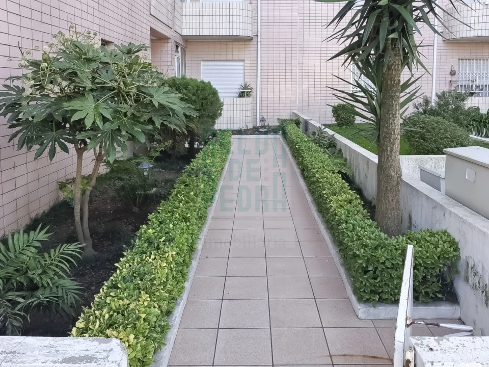 Apartamento T2 para Venda em Rio Tinto Foto 12