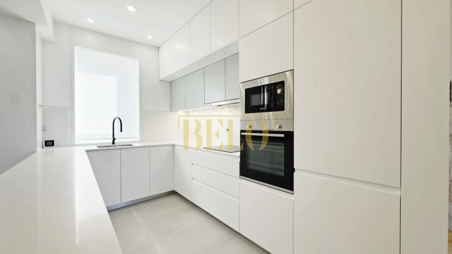 Apartamento T2 para Venda em Cedofeita, Santo Ildefonso, Sé, Miragaia, São Nicolau e Vitória Foto 8