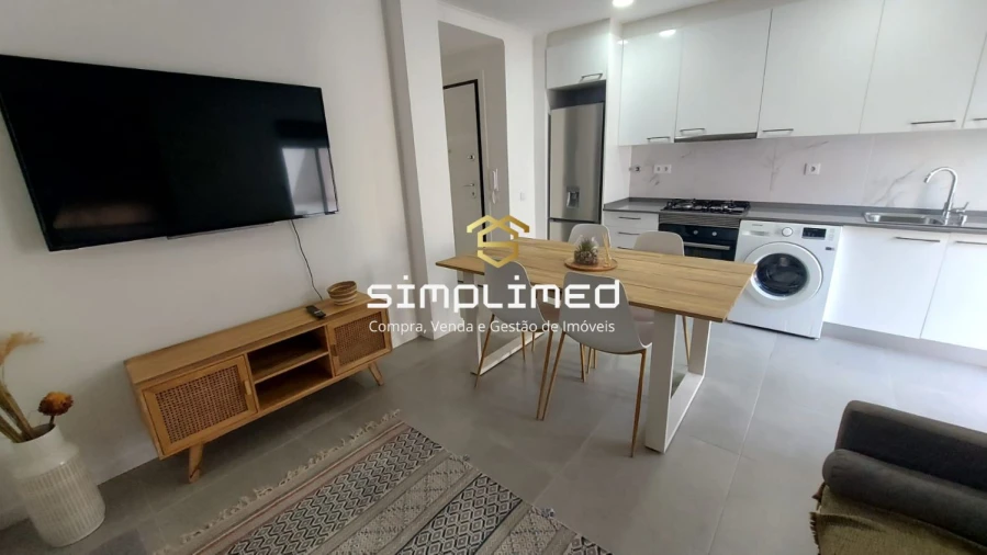 Apartamento T1 para Venda em Baixa da Banheira e Vale da Amoreira Foto 1