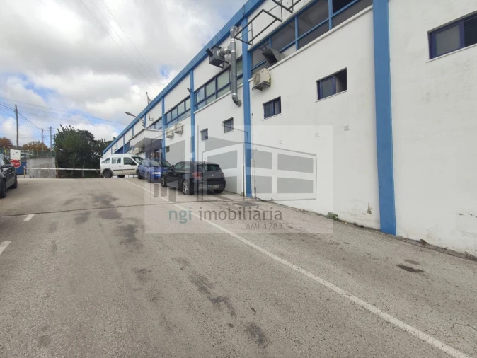 Loja para Arrendamento em Santa Iria de Azoia, São João da Talha e Bobadela Foto 22