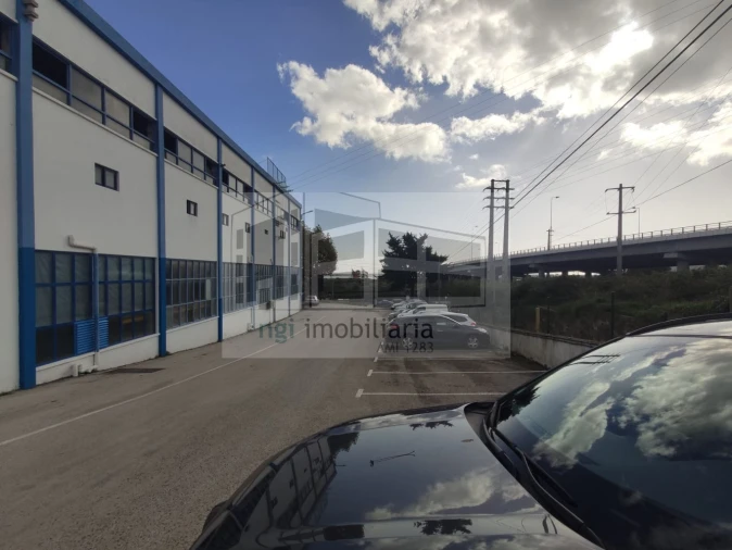 Loja para Arrendamento em Santa Iria de Azoia, São João da Talha e Bobadela Foto 23