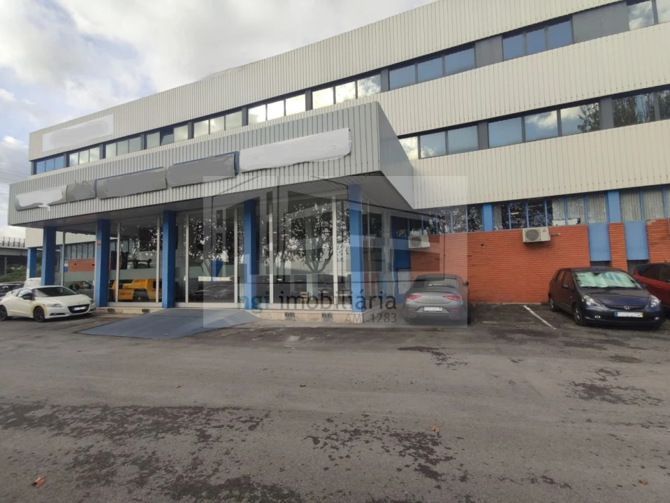 Loja para Arrendamento em Santa Iria de Azoia, São João da Talha e Bobadela Foto 25