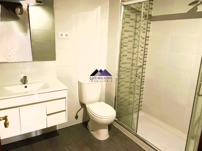 Apartamento T2 para Venda em Vila Real de Santo Antonio Foto 11