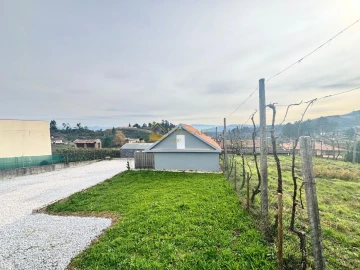 Moradia T2 para Venda em Basto (São Clemente)