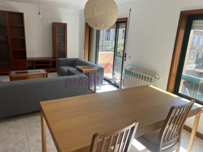 Apartamento T3 para Arrendamento em Paranhos Foto 10