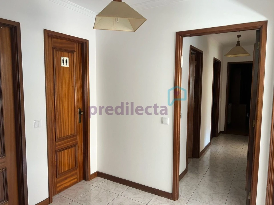 Apartamento T3 para Arrendamento em Paranhos Foto 11