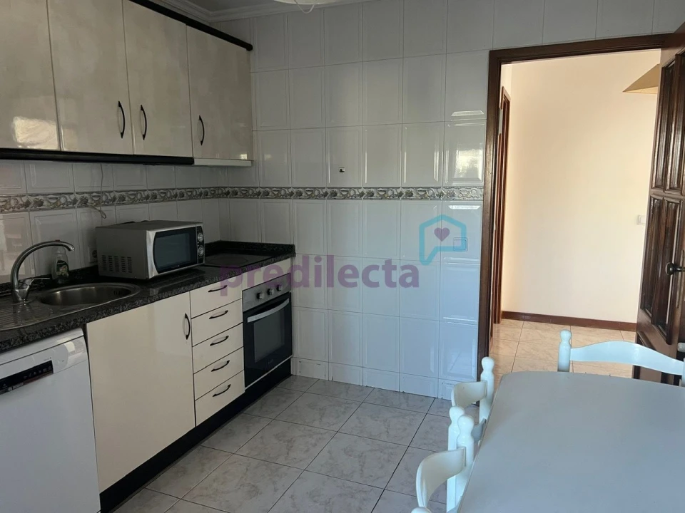 Apartamento T3 para Arrendamento em Paranhos Foto 28