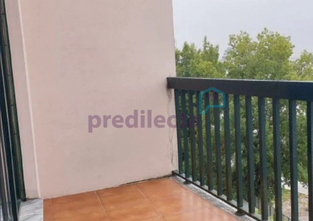 Apartamento T1 para Arrendamento em Paranhos Foto 3