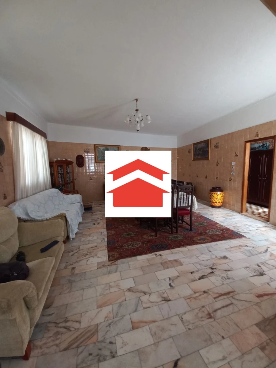 Moradia T4 para Venda em São Martinho Foto 10