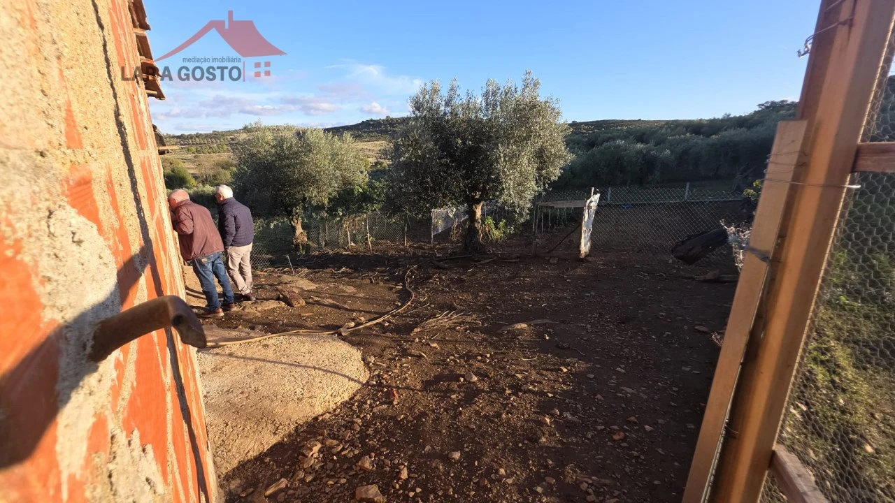 Quinta T2 para Venda em Vinhas Foto 26