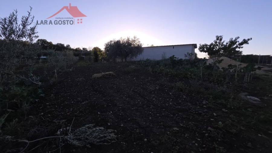 Quinta T2 para Venda em Vinhas Foto 9