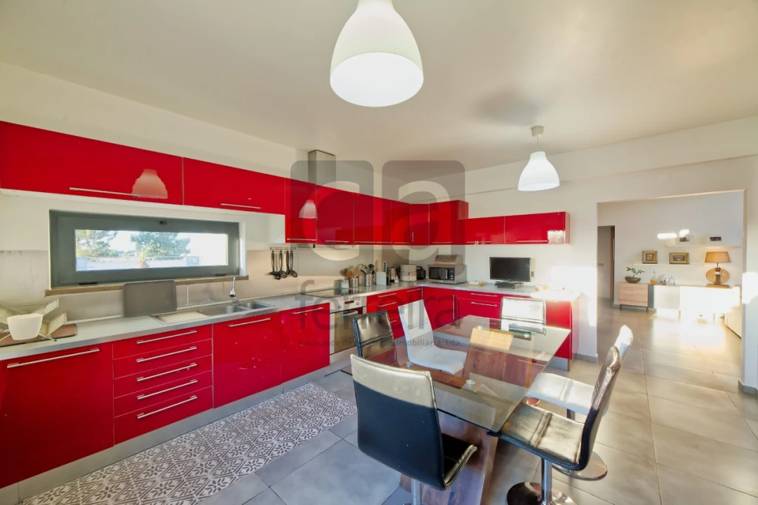 Moradia T4 para Venda em Alpiarça Foto 2