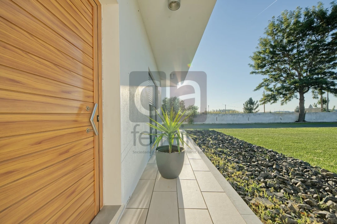 Moradia T4 para Venda em Alpiarça Foto 30