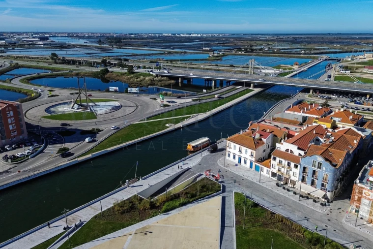 Moradia para Venda em Glória e Vera Cruz Foto 29