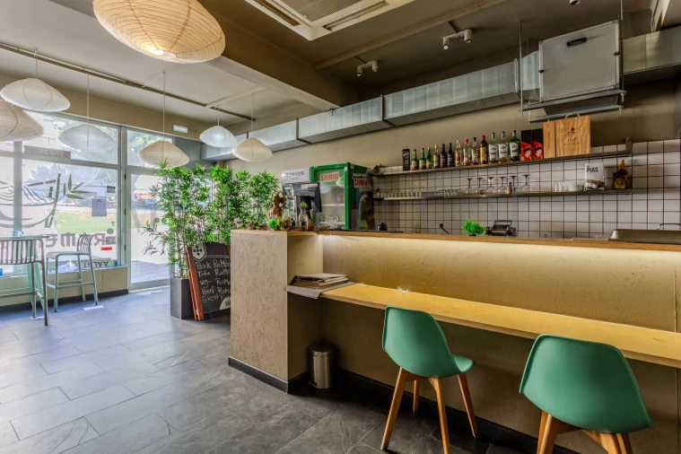 Loja para Arrendamento em Alto do Seixalinho, Santo André e Verderena Foto 12