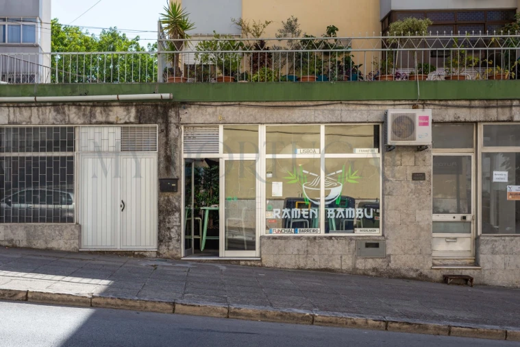 Loja para Arrendamento em Alto do Seixalinho, Santo André e Verderena Foto 16