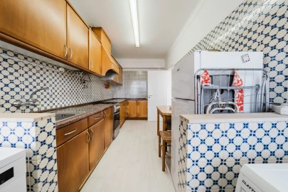 Apartamento T2 para Arrendamento em Ferrel