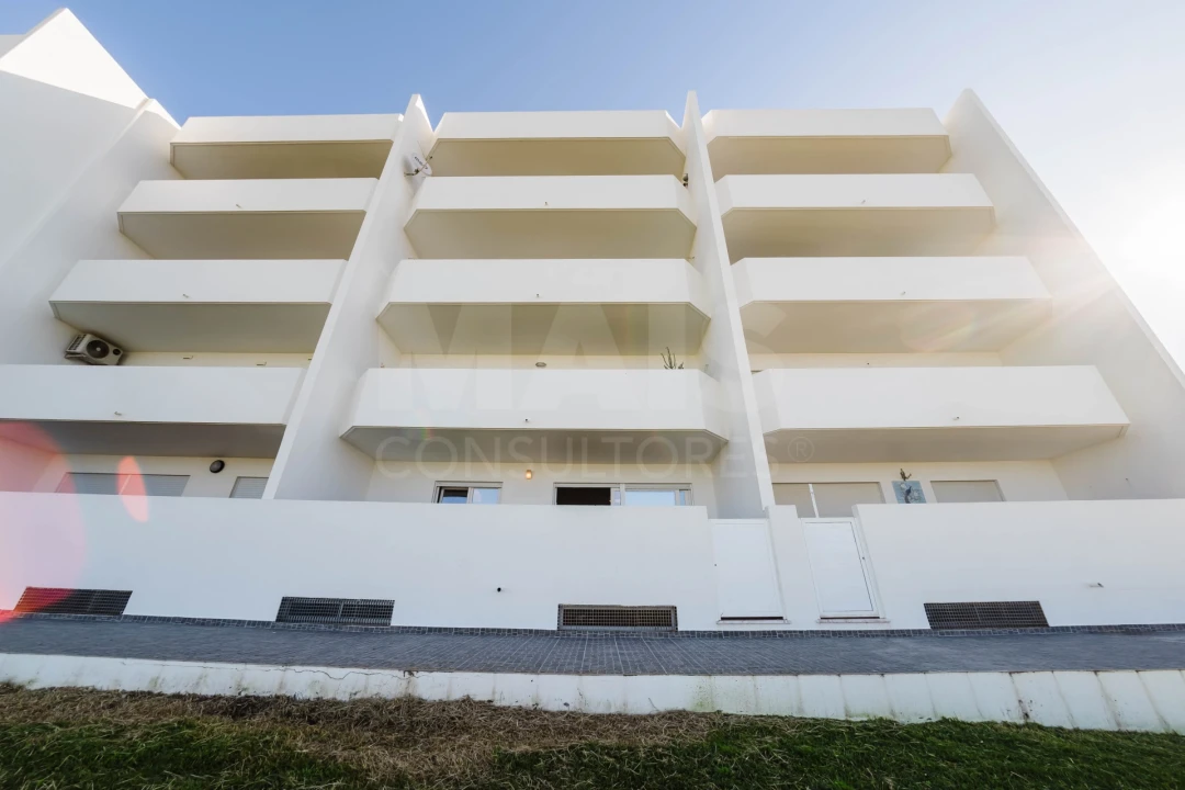 Apartamento T2 para Arrendamento em Ferrel Foto 1