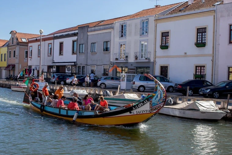 Negócio para Arrendamento em Glória e Vera Cruz Foto 1