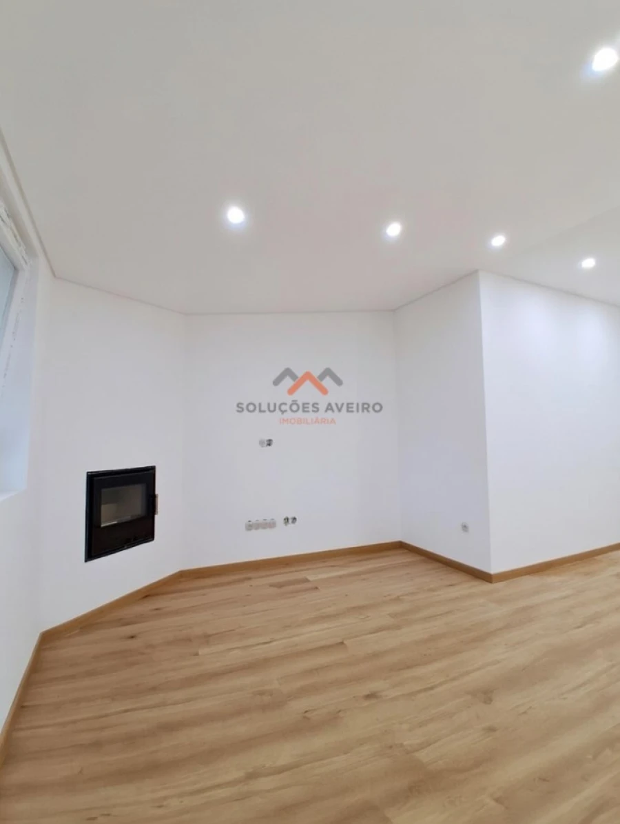 Moradia T2 para Venda em Águeda e Borralha Foto 4