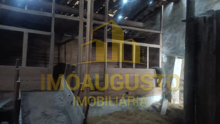 Moradia T1 para Venda em Atalaia e Safurdão Foto 5