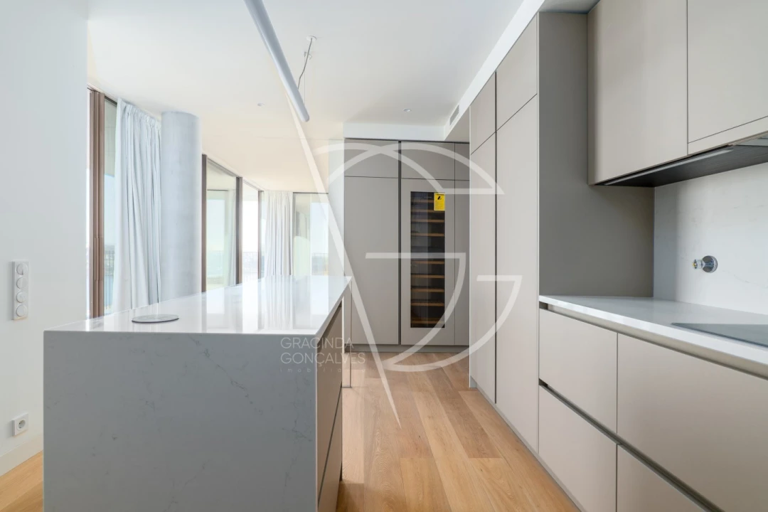 Apartamento T3 para Venda em Aldoar, Foz do Douro e Nevogilde Foto 13