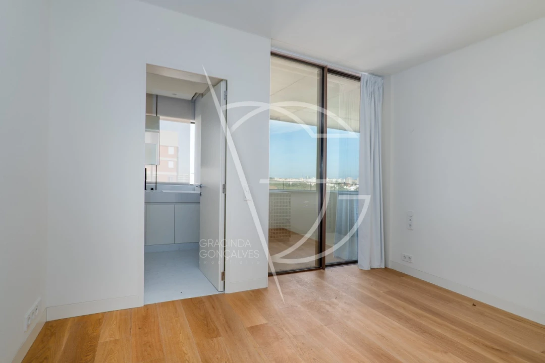 Apartamento T3 para Venda em Aldoar, Foz do Douro e Nevogilde Foto 19