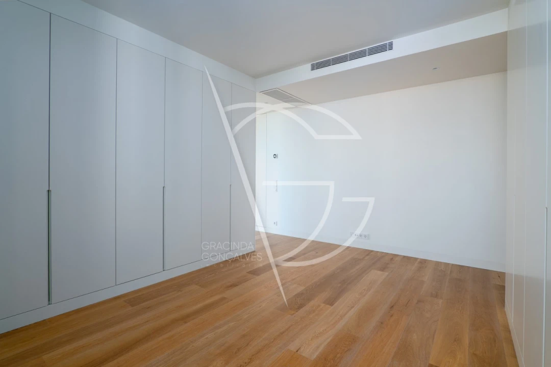 Apartamento T3 para Venda em Aldoar, Foz do Douro e Nevogilde Foto 25