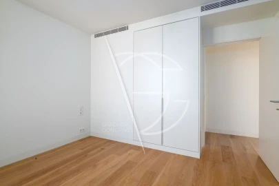 Apartamento T3 para Venda em Aldoar, Foz do Douro e Nevogilde