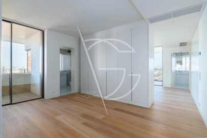 Apartamento T3 para Venda em Aldoar, Foz do Douro e Nevogilde