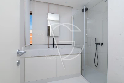 Apartamento T3 para Venda em Aldoar, Foz do Douro e Nevogilde