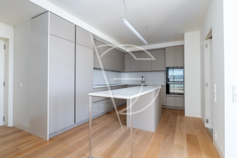 Apartamento T3 para Venda em Aldoar, Foz do Douro e Nevogilde Foto 11