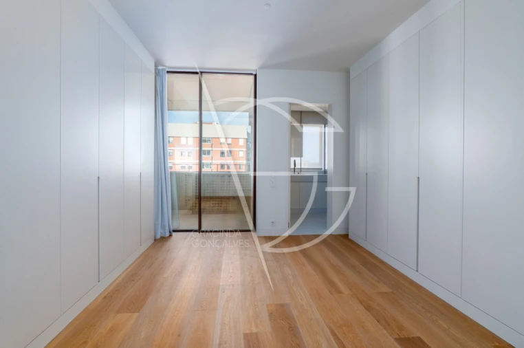 Apartamento T3 para Venda em Aldoar, Foz do Douro e Nevogilde Foto 23