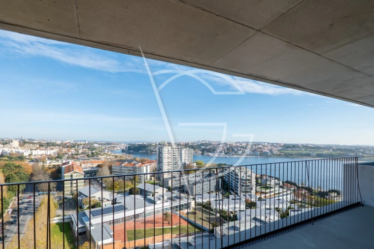 Apartamento T3 para Venda em Aldoar, Foz do Douro e Nevogilde Foto 31