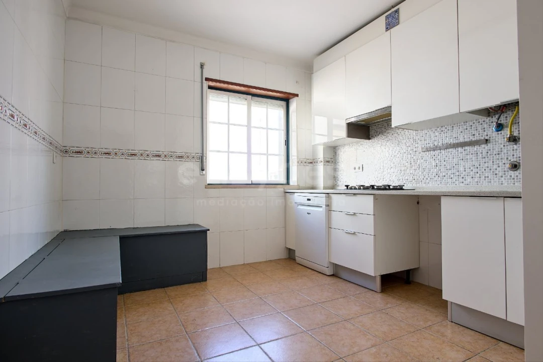 Apartamento T2 para Venda em Vila Real de Santo Antonio Foto 5